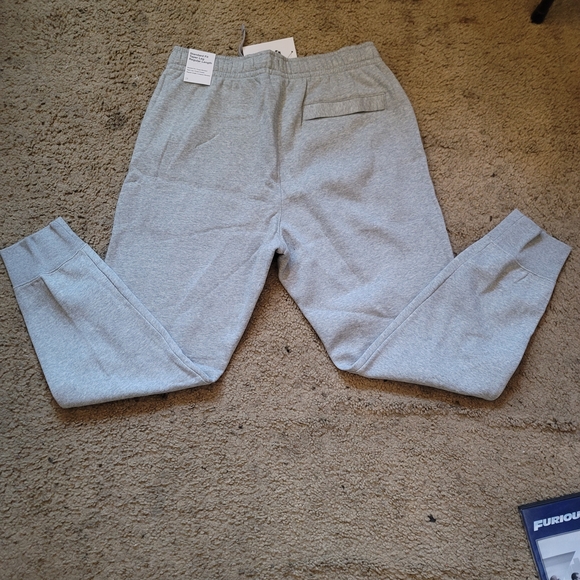 Nike Mens Gray Jogger Pants - Picture 2 of 3